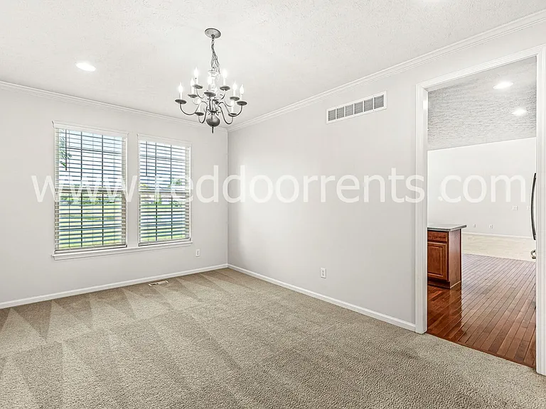 4712 Pebblepointe Pass — Photo 11