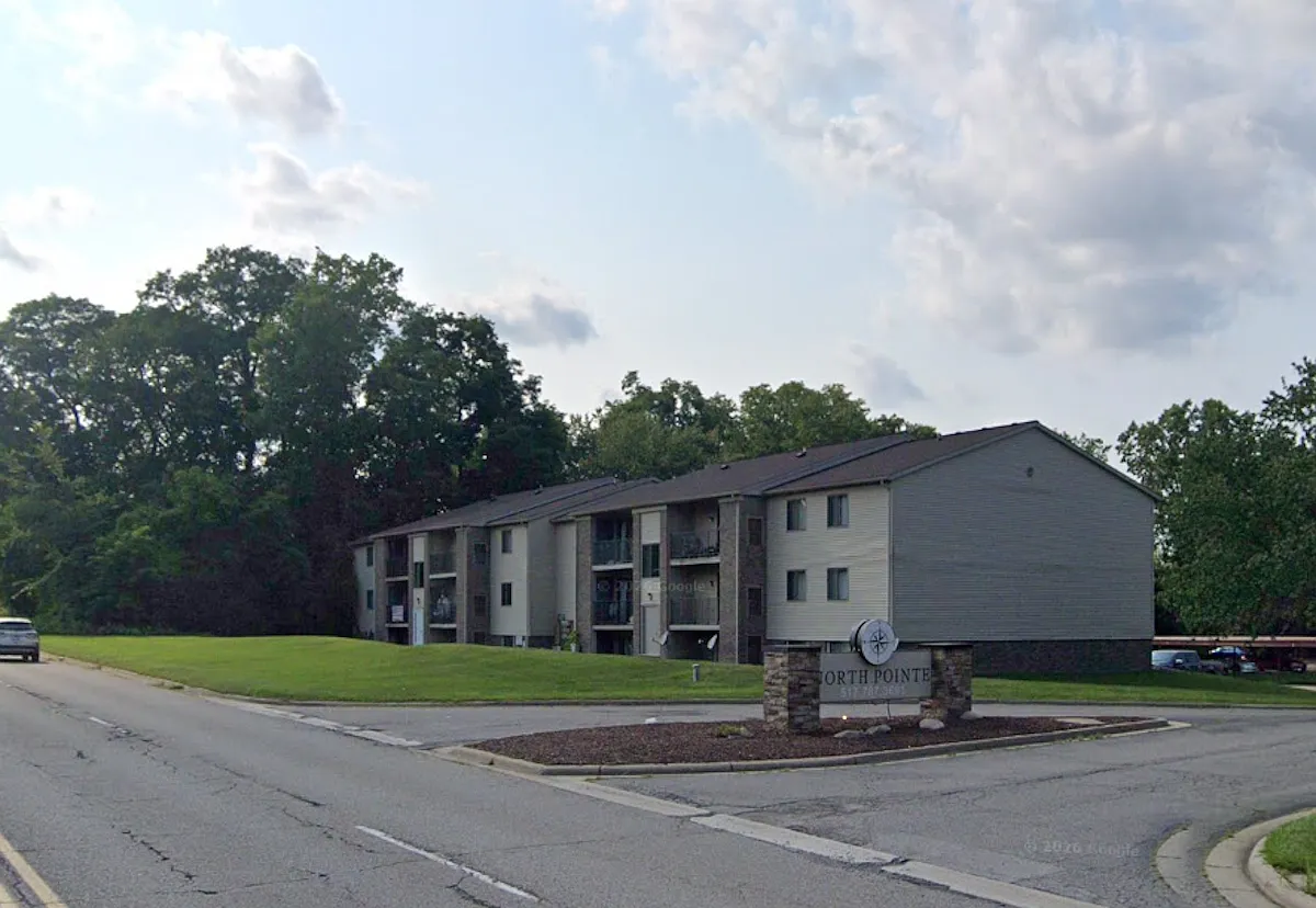 North Pointe Apartments — Photo 1