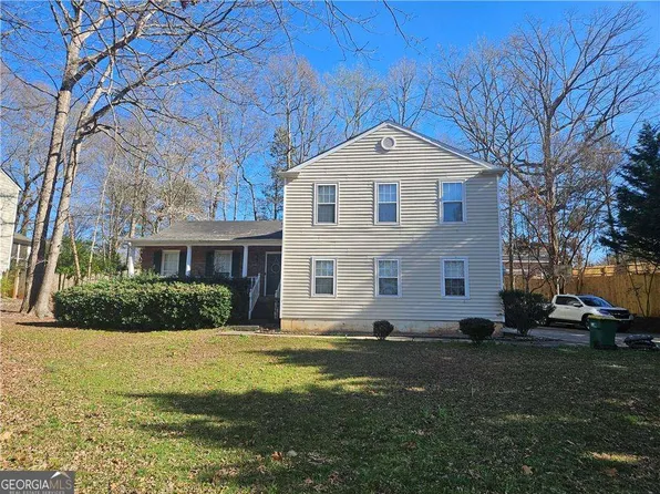 3877 Peachtree Corners Cir, Peachtree Corners, GA 30092