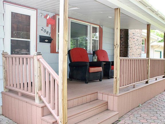 3rd image of 2081 Quincy St