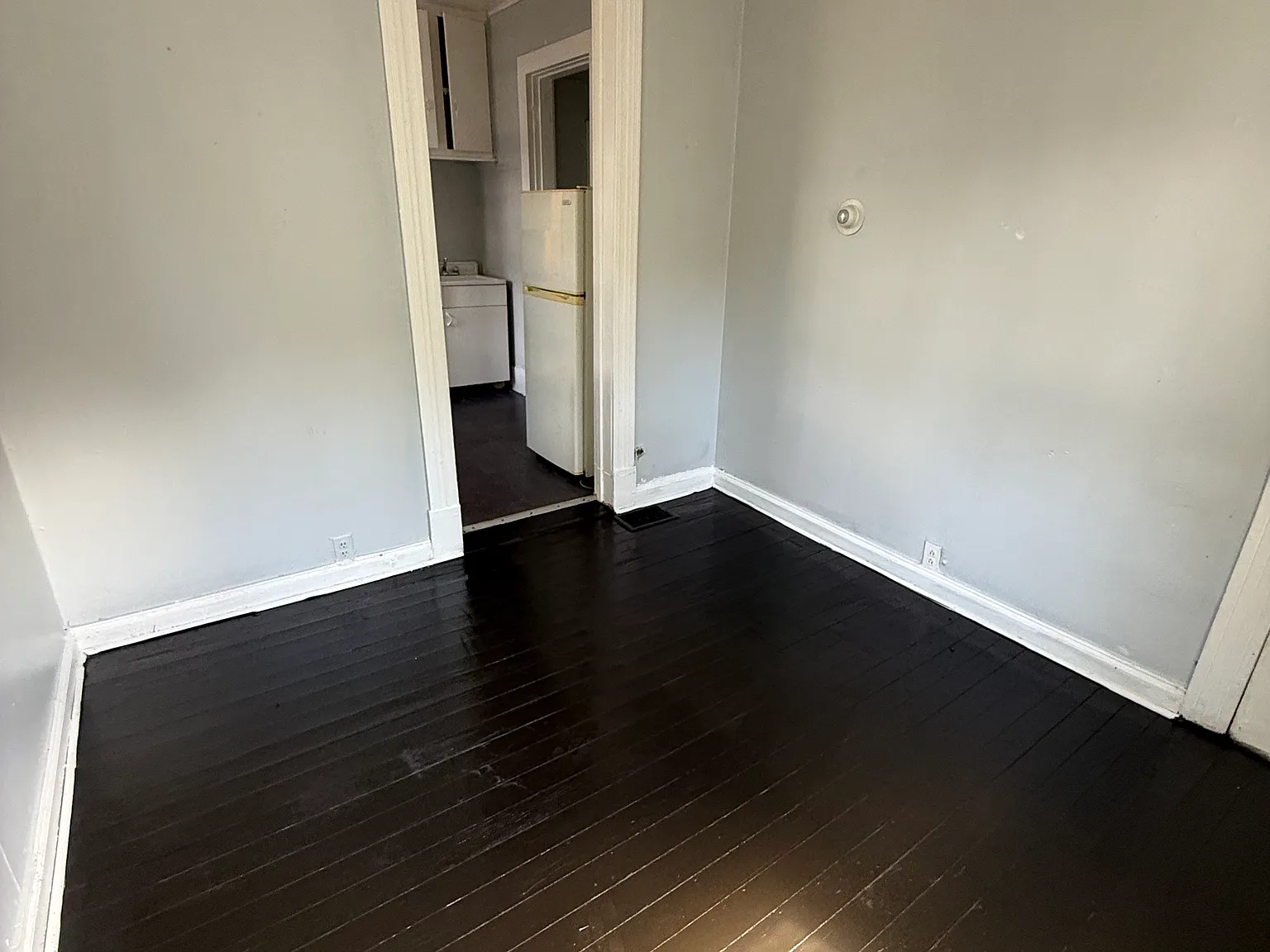 1 bed, $995 — Photo 2