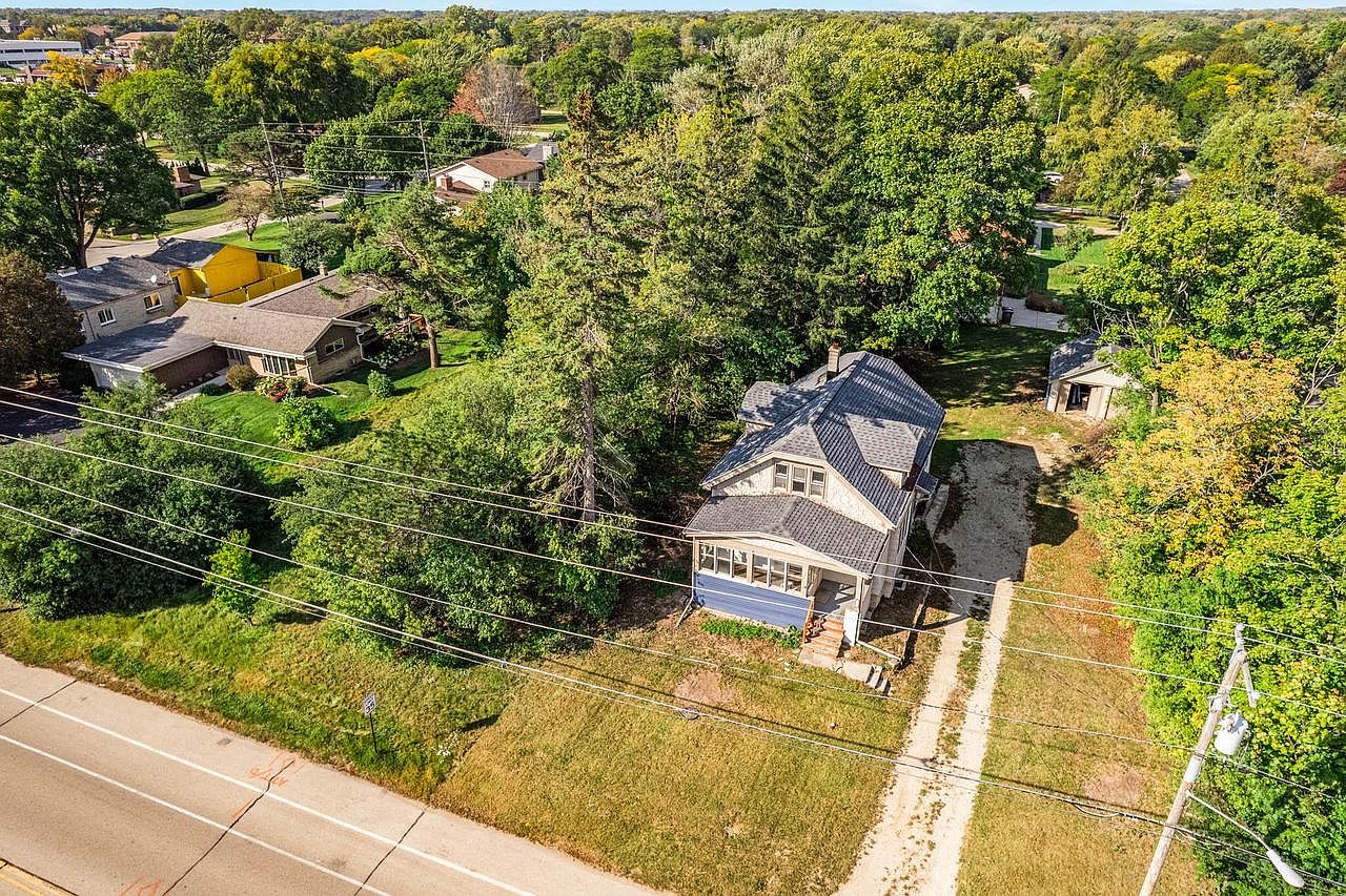 202 West Brown Deer ROAD, Bayside, WI 53217 MLS 1853599 Zillow