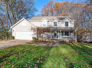 11260 Bridlewood Trl, Berrien Springs, MI 49103