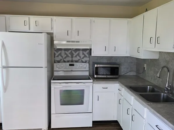 9616 W Bradley Rd, Milwaukee, WI 53224