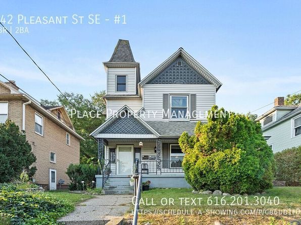 642 Pleasant St SE #1