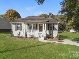 788 W Pine Cir, Statesville, NC 28677