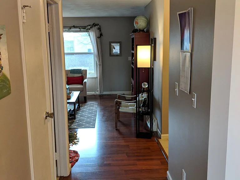 127 Groton Dr — Photo 8