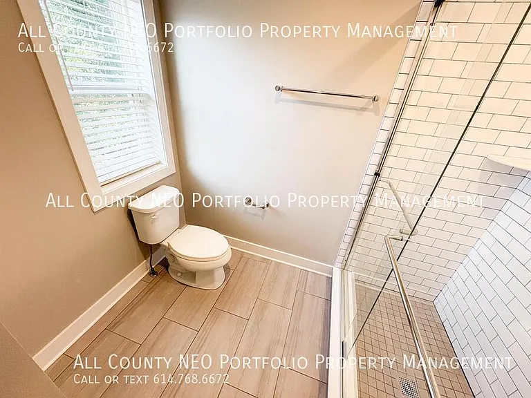 1383 N Grant Ave — Photo 25