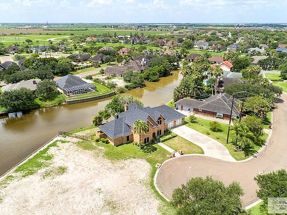 2nd image of 3418 Spyglass Hill Dr