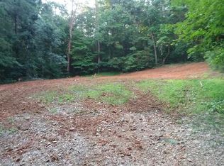 122 Wolves Trl, Talking rock, GA 30175