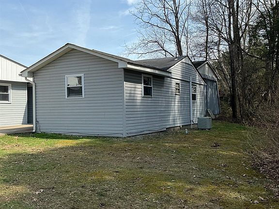 3rd image of 1009 Jones Ave