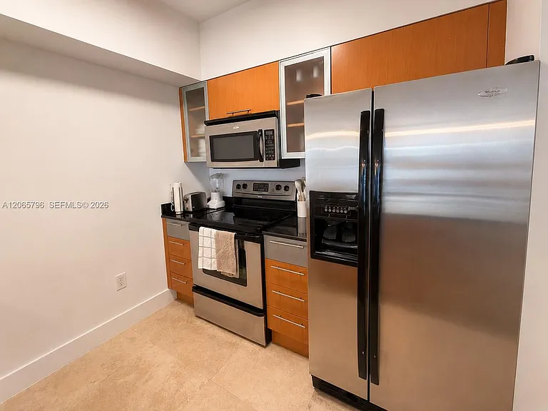 1750 N Bayshore Dr #2809 — Photo 2
