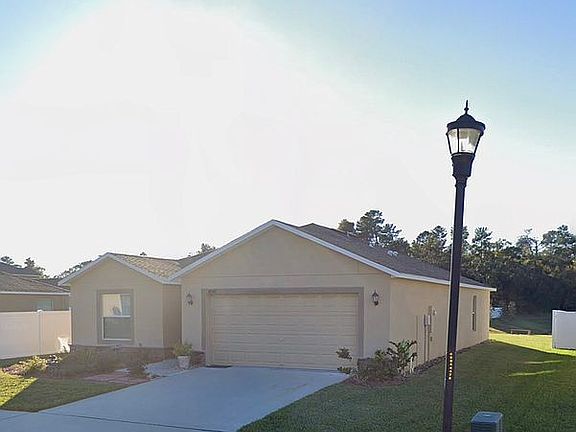3rd image of 18567 Briar Oaks Dr