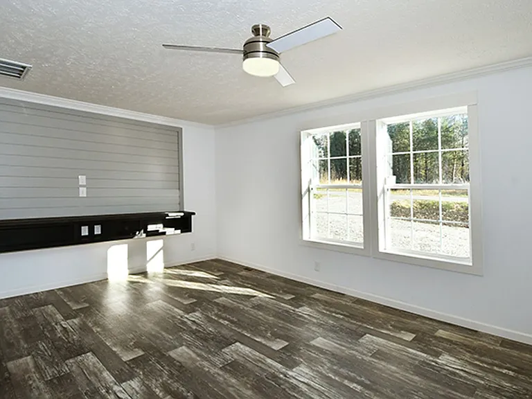 5433 King Wilkinson Rd — Photo 2