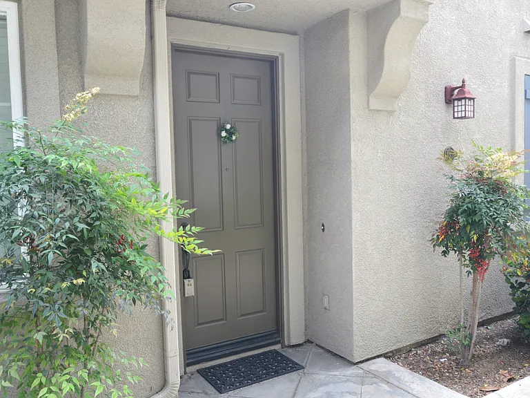 2167 Palo Alto Dr #135 — Photo 1