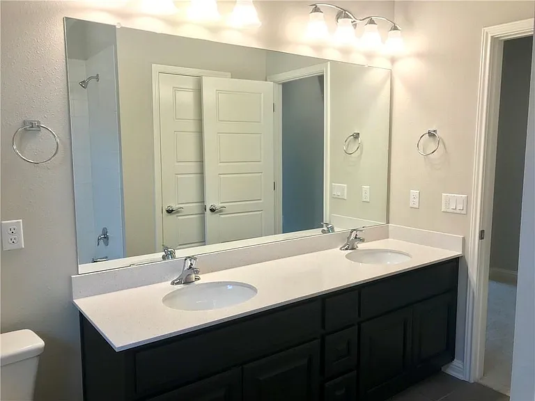 6814 E Riverside Dr #106 — Photo 21