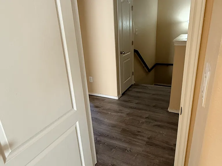 4405 Thunderbird Ave — Photo 105