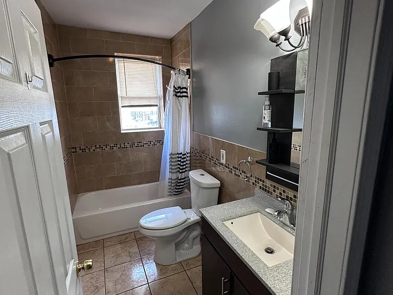 7000 Forrest Ave — Photo 12