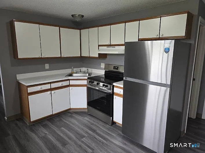 1 bed, 1.0 bath, 620 sqft, $1,150 — Photo 3