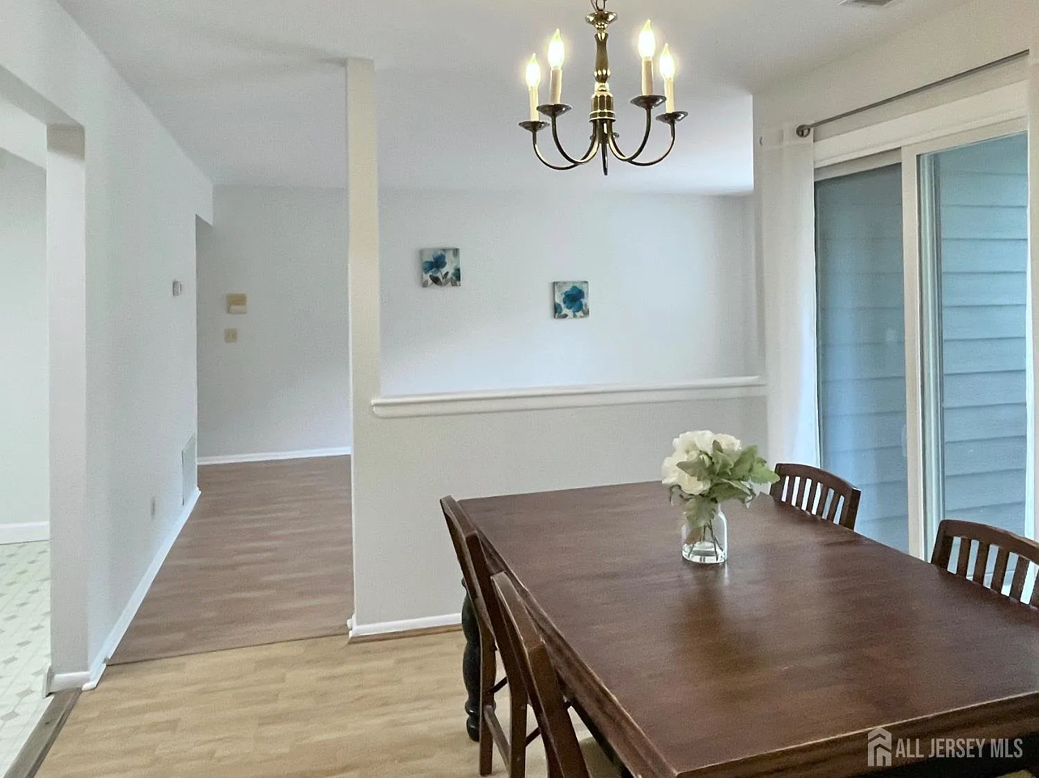 2 bed, 1.0 bath, $2,300 — Photo 4