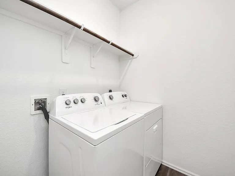 26631 Castiel Dr — Photo 13