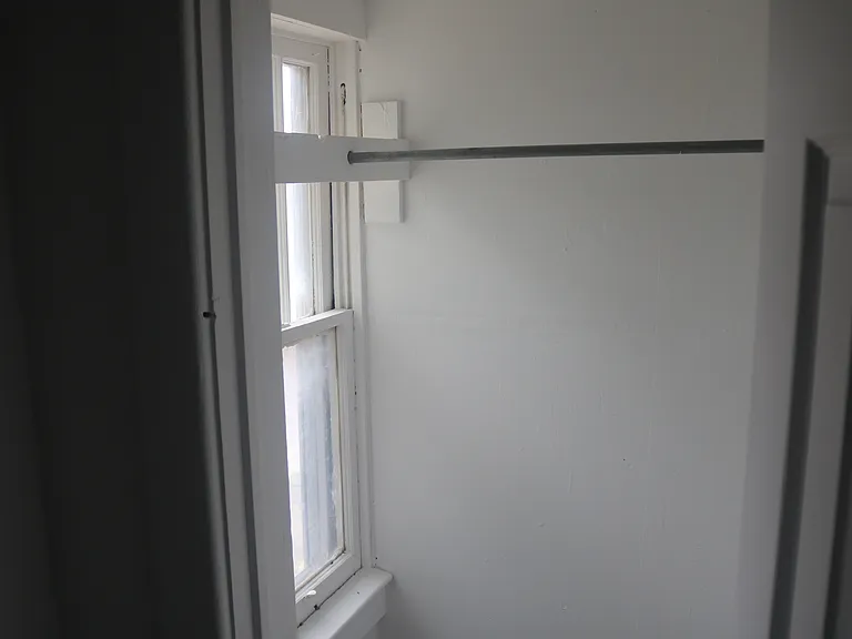 716 E 4th Ave #10 — Photo 14