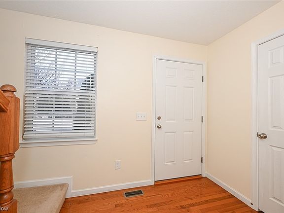 5th image of 7836 Creekside Pkwy