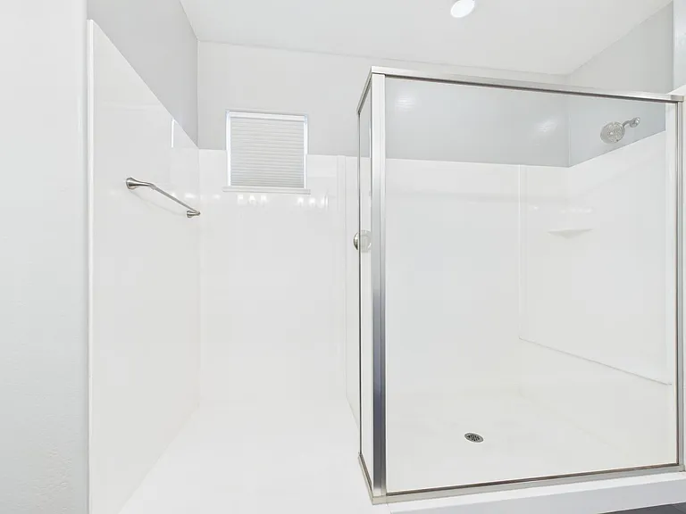 7001 E Portland St — Photo 36
