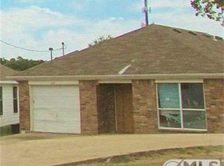 221 Ezekial Ave, Dallas, TX 75217