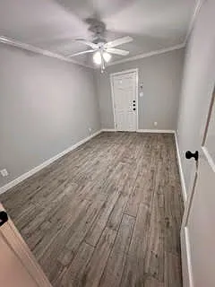 302 N Montevideo Ave #3 — Photo 3