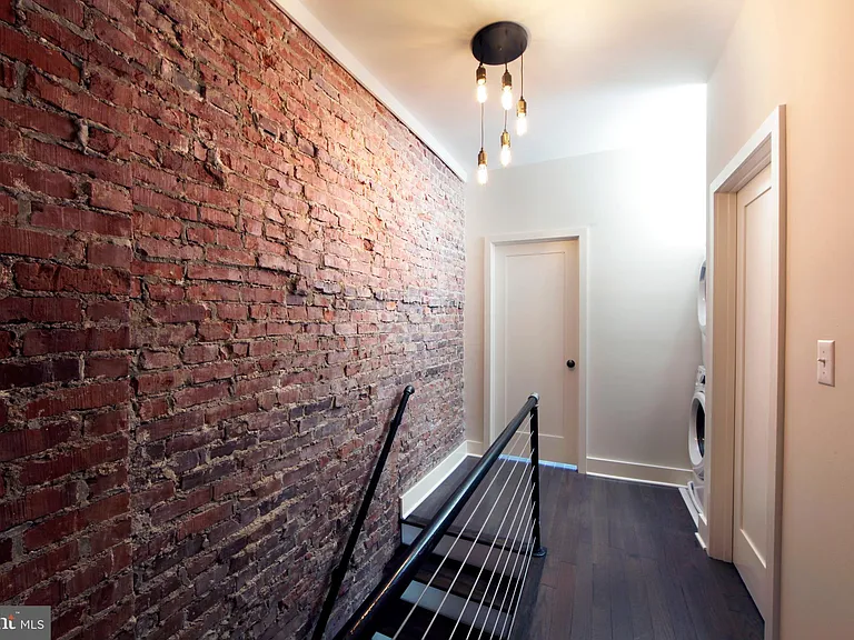 2677 Aramingo Ave — Photo 15