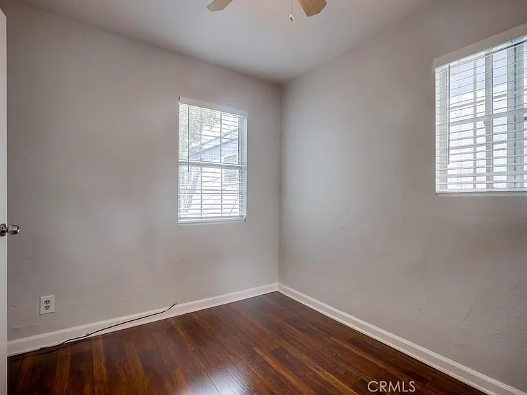 1007 Lewis Ave — Photo 13