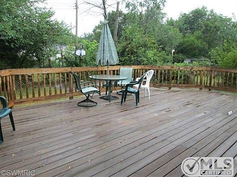 Beautiful deck