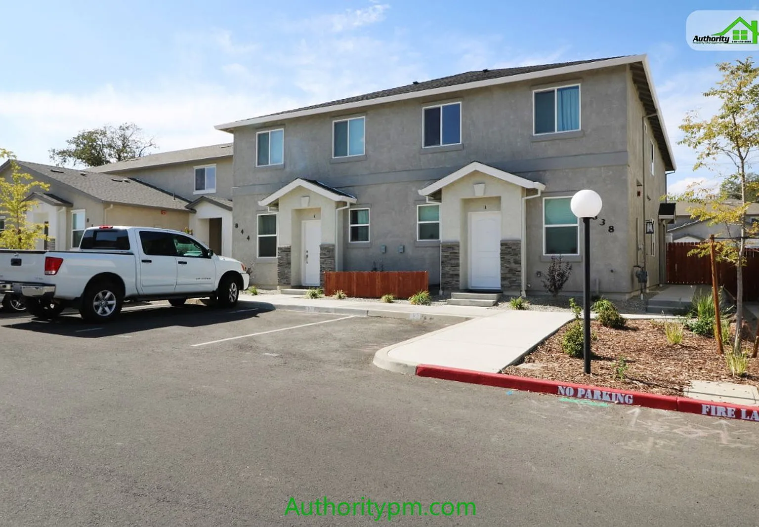 4 bed, 2.5 bath, 1768 sqft, $2,195 — Photo 1