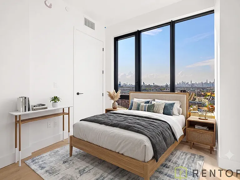 60 Cedar St #1801 — Photo 6