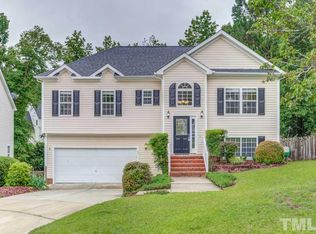 807 Windermere Lake Ct, Apex, NC 27502