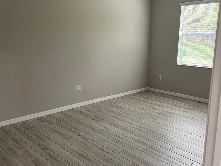 5810 W Oak Park Blvd — Photo 5