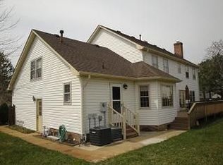 2132 Brush Hill Ln, Virginia Beach, VA 23456