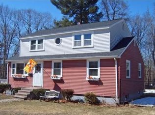 50 Revere St, Holbrook, MA 02343