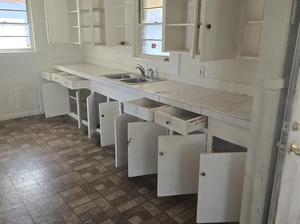 4941 Rockport Dr, Dallas, TX 75232