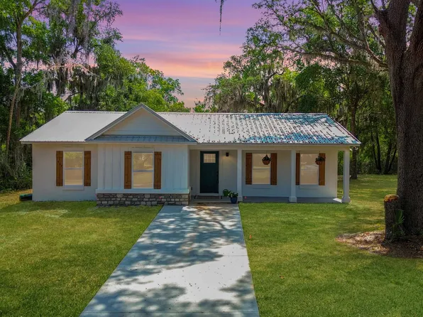 1407 High St, Palatka, FL 32177