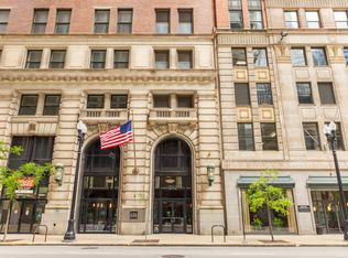 212 W Washington St APT 1508, Chicago, IL 60606
