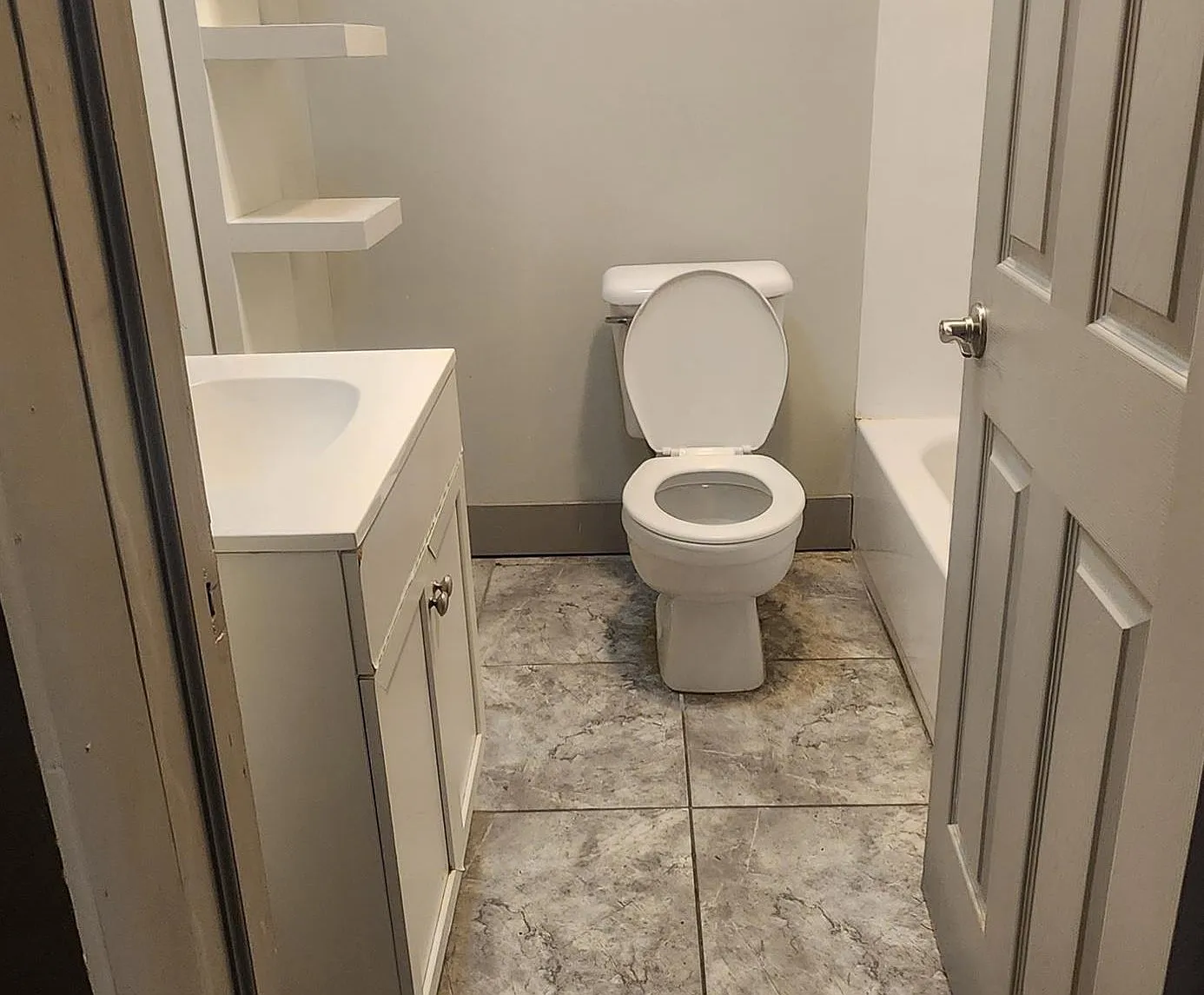 3 bed, $1,700 — Photo 3