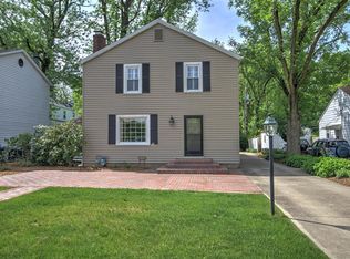 2015 W Eldorado St, Decatur, IL 62522