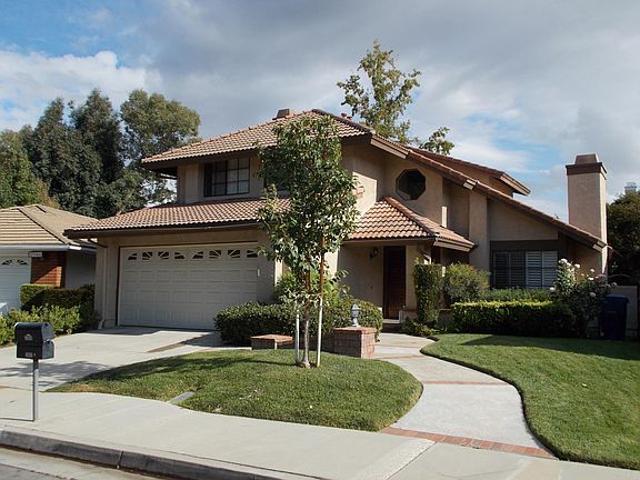 3rd image of 23948 Columbia Ct