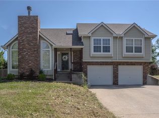 1034 Peach St, Eudora, KS 66025