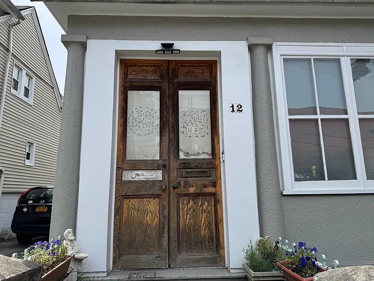 12 Villard Ave #2 — Photo 2