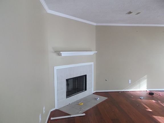 3rd image of 4211 Seminole Dr