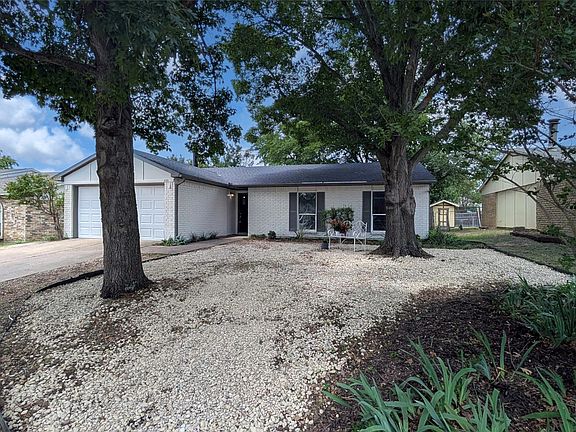 3rd image of 533 Fairhaven Dr