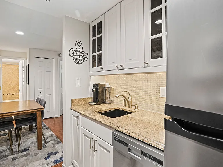 2101 N St NW #T3 — Photo 10
